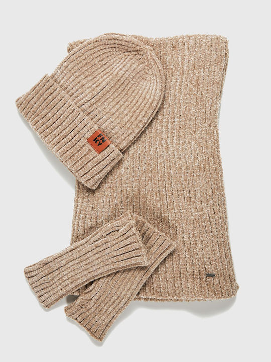 Beanie Beanie with Rib Knit in Ecru color