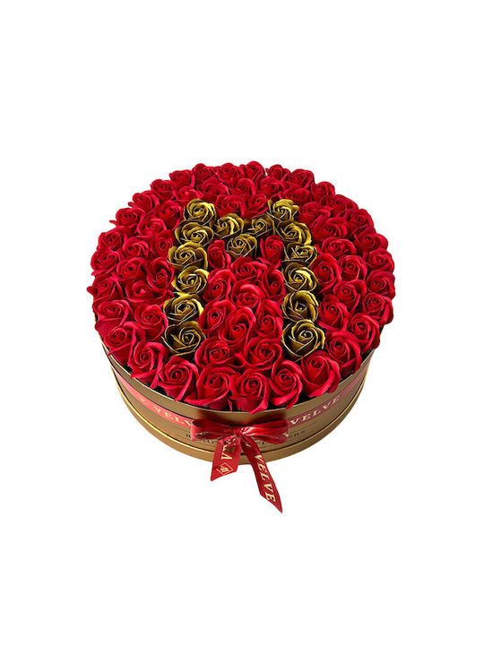 Aranjament Floral Personalizat Litera M În Cutie Rotundă Aurie 55 Trandafiri Săpun