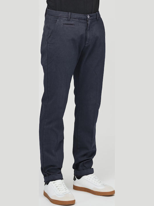 Uniform Jeans Uniform Hose in Schlanker Passfor...