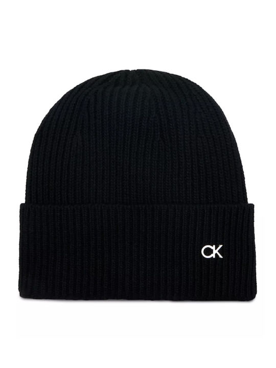 Beanie Unisex Beanie Knitted in Black color