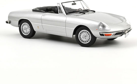 1/18 Alfa Romeo 2000 Spider 1973 Silvergrey Metallic Sealed Body