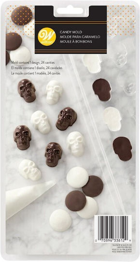 Wilton Baking Pan Skulls