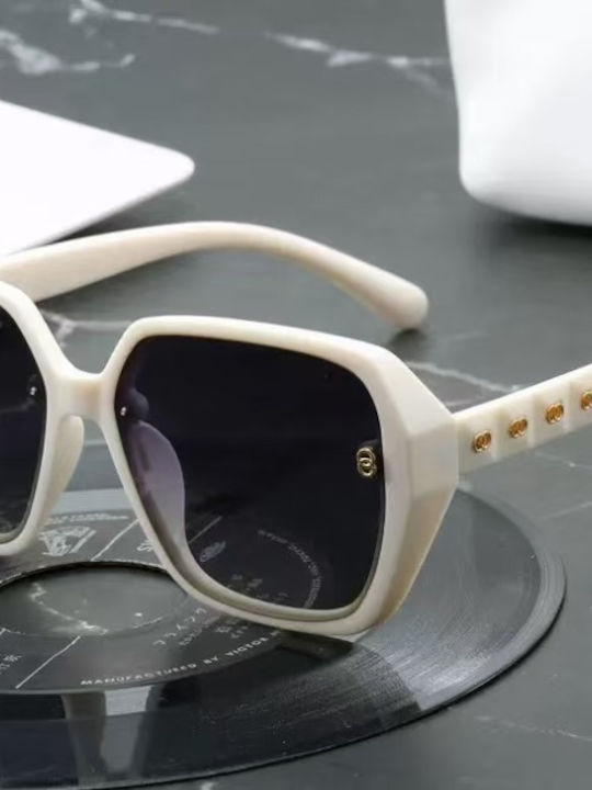 King Unisex Sunglasses with White Frame and Gray Polarized Lens SUNKI345-SN025