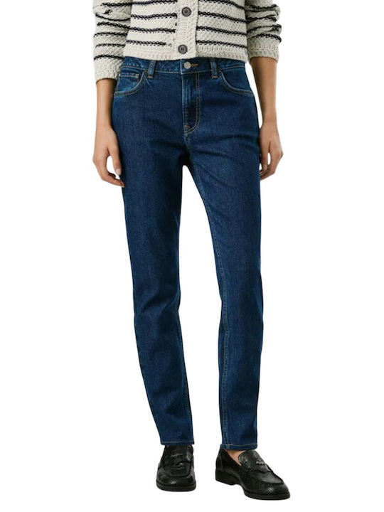 Women's Jean Pants in Tapered Leg Style