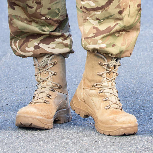 Haix Militär-/Kampfstiefel Airpower P9 Desert Gtx 100 % wasserdichte Lederbeige