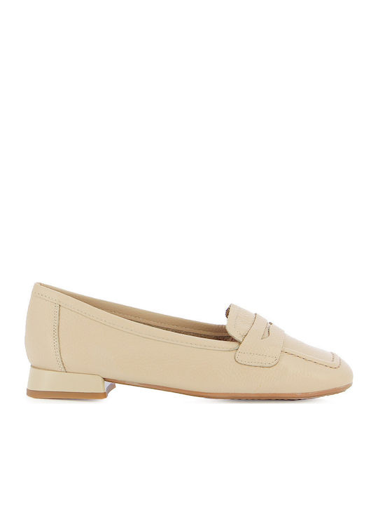 Leather Women's Moccasins In Beige Color