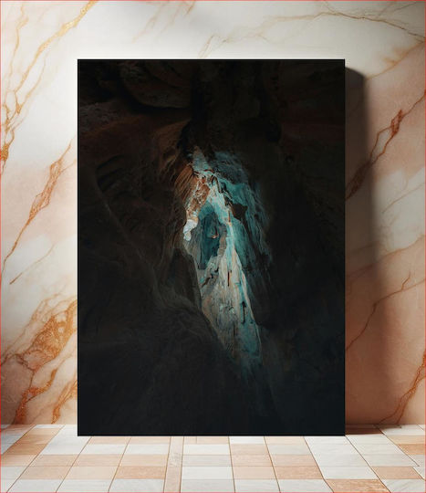 Πίνακας Illuminated Cave Walls Φωτισμένοι Τοίχοι Σπηλαίων 115x170