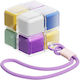 Cutie de Medicamente Flippy Model Cub Rubik Cu Curea de Agățat Distribuitor Portabil de Medicamente Distribuitor de Pastile Pentru Aproximativ 7 Zile 7,3 X 6 X 6 Cm Multicolor