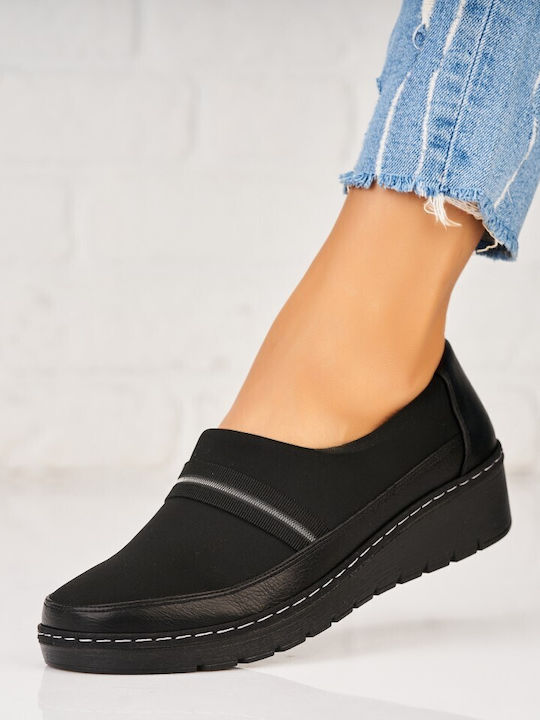 Women's Moccasins In Black Colour