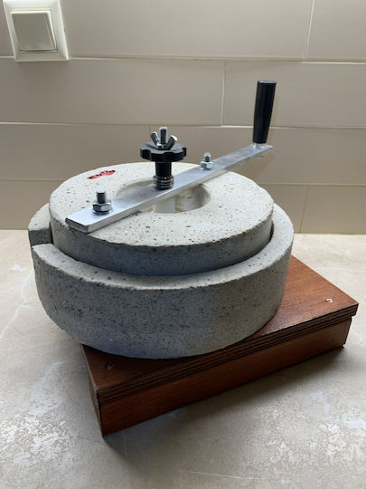 Manual Grain Mill 30 Cm Natural Quartz Millstones Wooden Base Wheat Corn Rice Flour Grinder Hand Crank Greece Mill