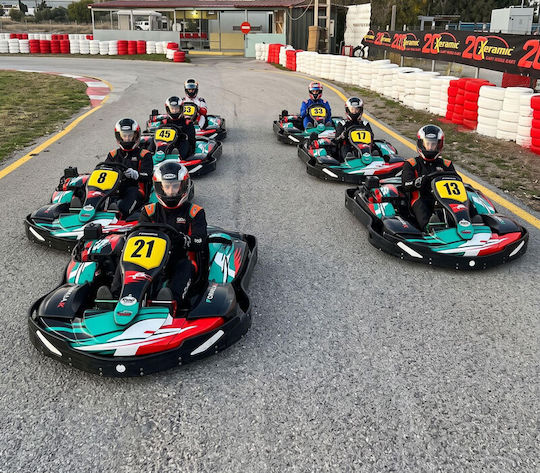 30' Rennen Kart Erlebnisgeschenke Für 6 Personen In Aspropyrgos