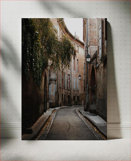 Πίνακας Charming Narrow Alley In Historical City Καλαίσθητο Στενό Δρομάκι Στην Ιστορική Πόλη 100x150
