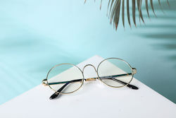 Reading Glasses In Gold Colour