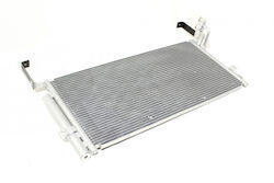 Condensator de aer condiționat și dezumidificator Hyundai Santa Fe 9760626000 Condensator de aer condiționat și dezumidificator Hyundai Santa Fe 9760626000