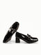 Lackleder Pumps aus Schwarz