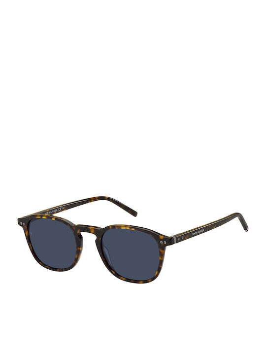Tommy Hilfiger Men's Sunglasses with Brown Tart...