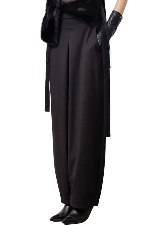 Women's Fabric Trousers in Loose Fit Black