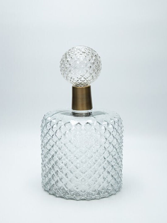 Glass Serving Decanter with Stopper Transparent
