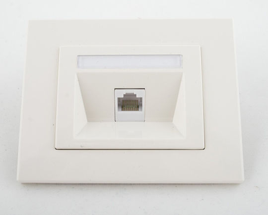 Priză de rețea simplă RJ45 tip Cat5e în culoare albă