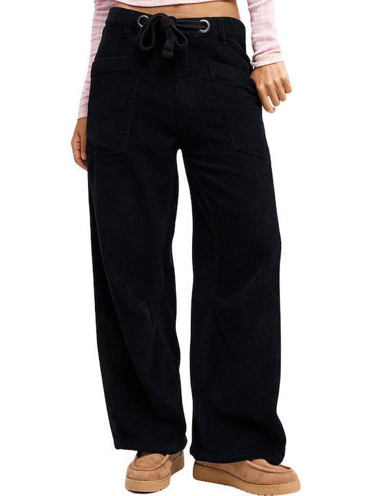 Roxy Women's Corduroy Cargo Trousers in a Relax...