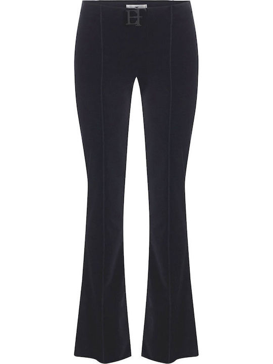 Damenhose aus schwarzem Samt